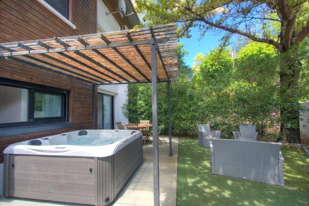 Le Grand Bleu - Jacuzzi - Apt La Saline Le Bains Esterno foto