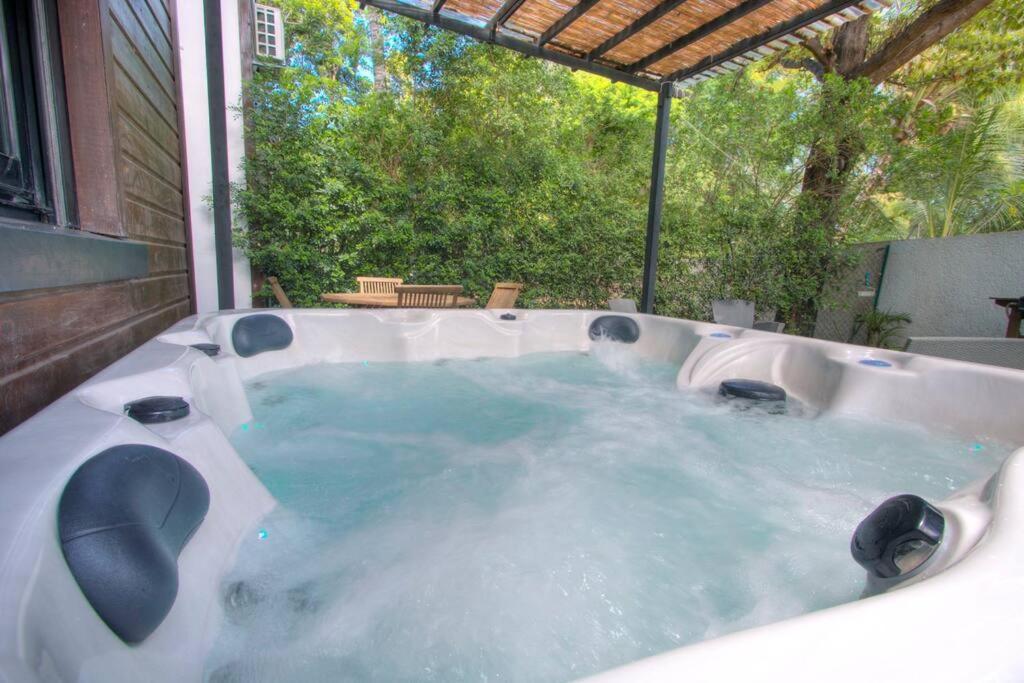 Le Grand Bleu - Jacuzzi - Apt La Saline Le Bains Esterno foto