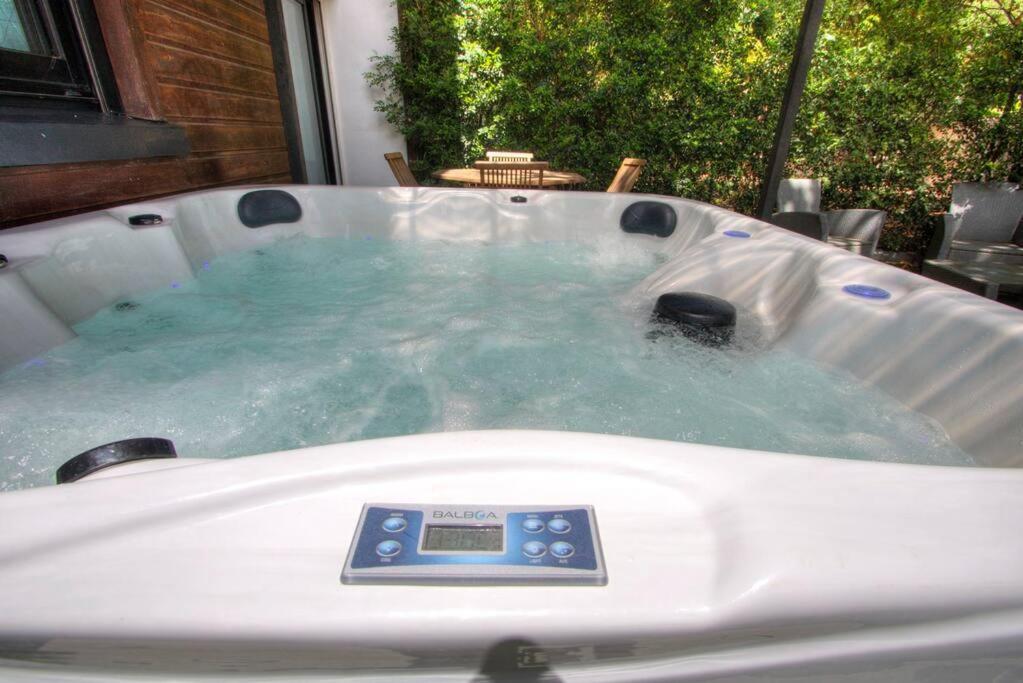 Le Grand Bleu - Jacuzzi - Apt La Saline Le Bains Esterno foto